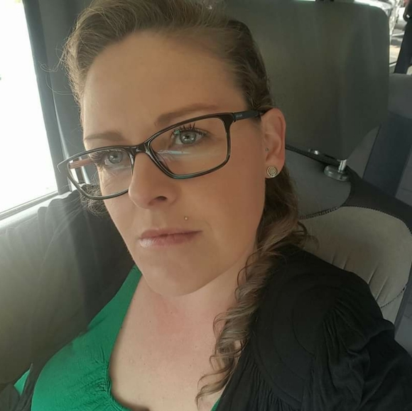 Meet your Posher, Ammie - Picture 3 of 3